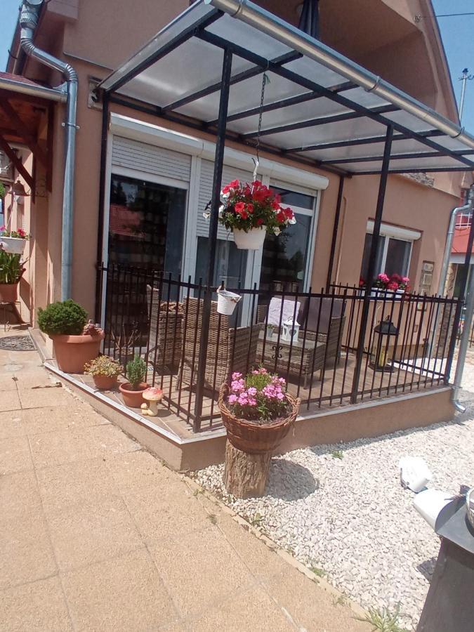 Erna Apartman Zalakaros Buitenkant foto